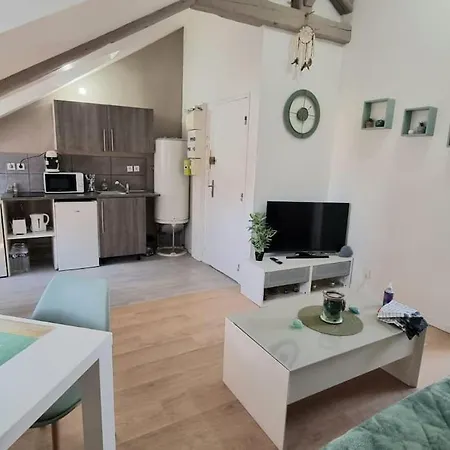 Apartament Chez K&d T2 Hawr